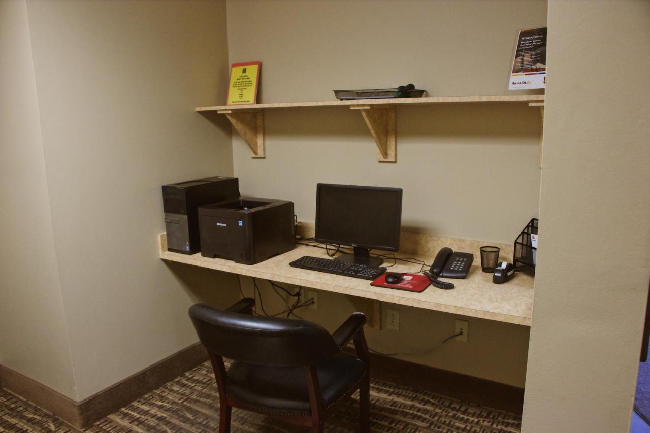 Comfort Hotel Edinboro