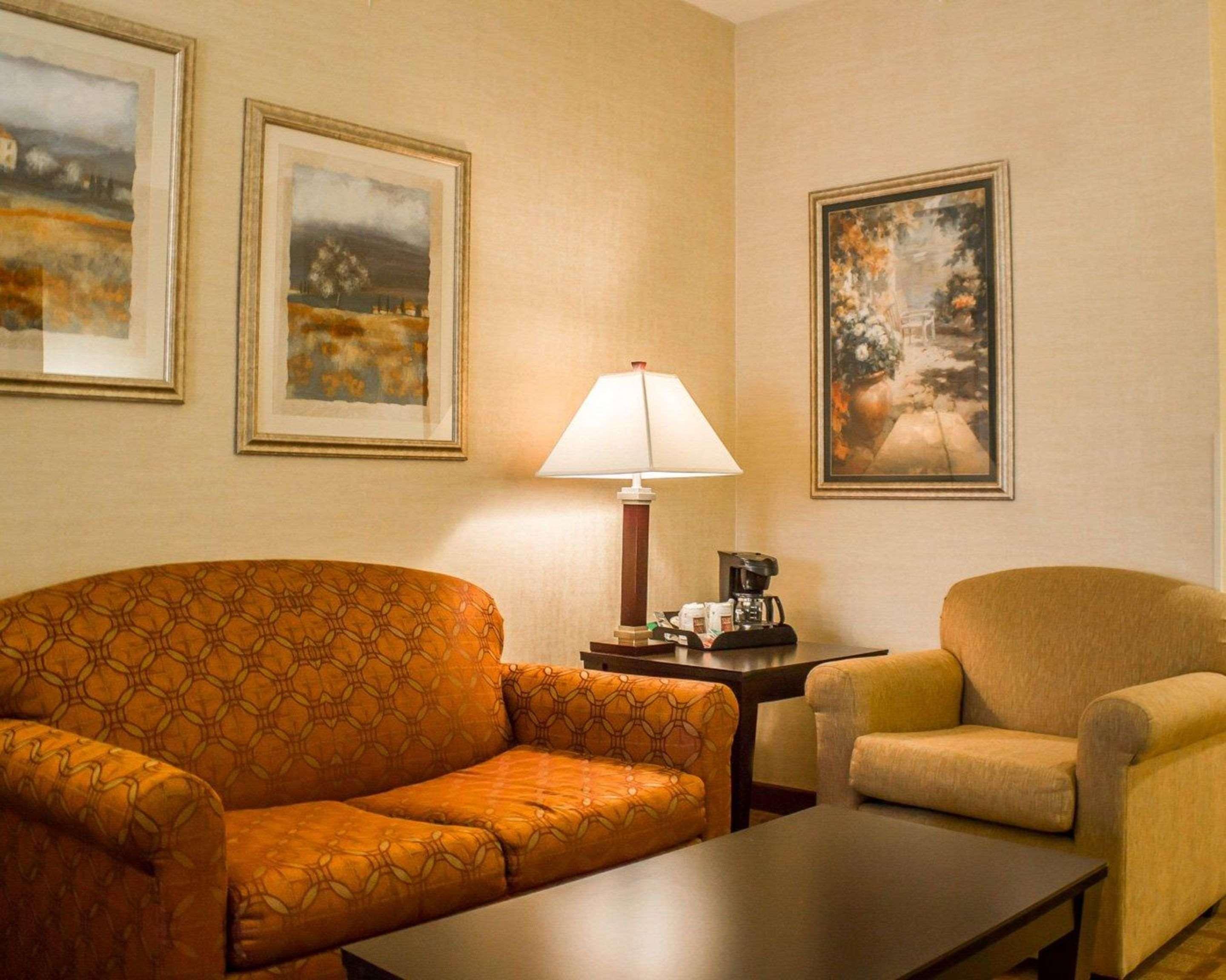 Comfort Hotel 3*