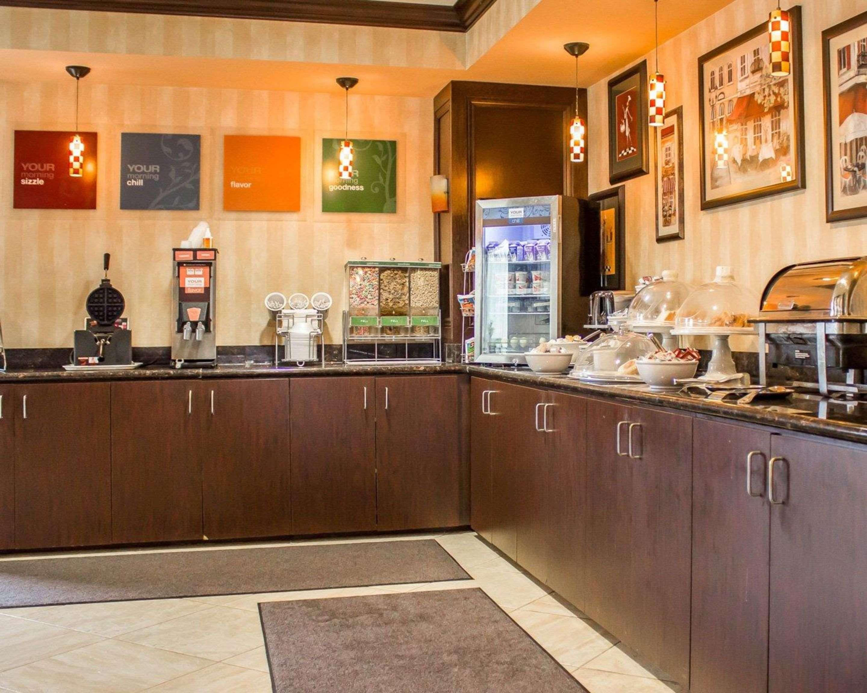 Comfort Hotel Edinboro