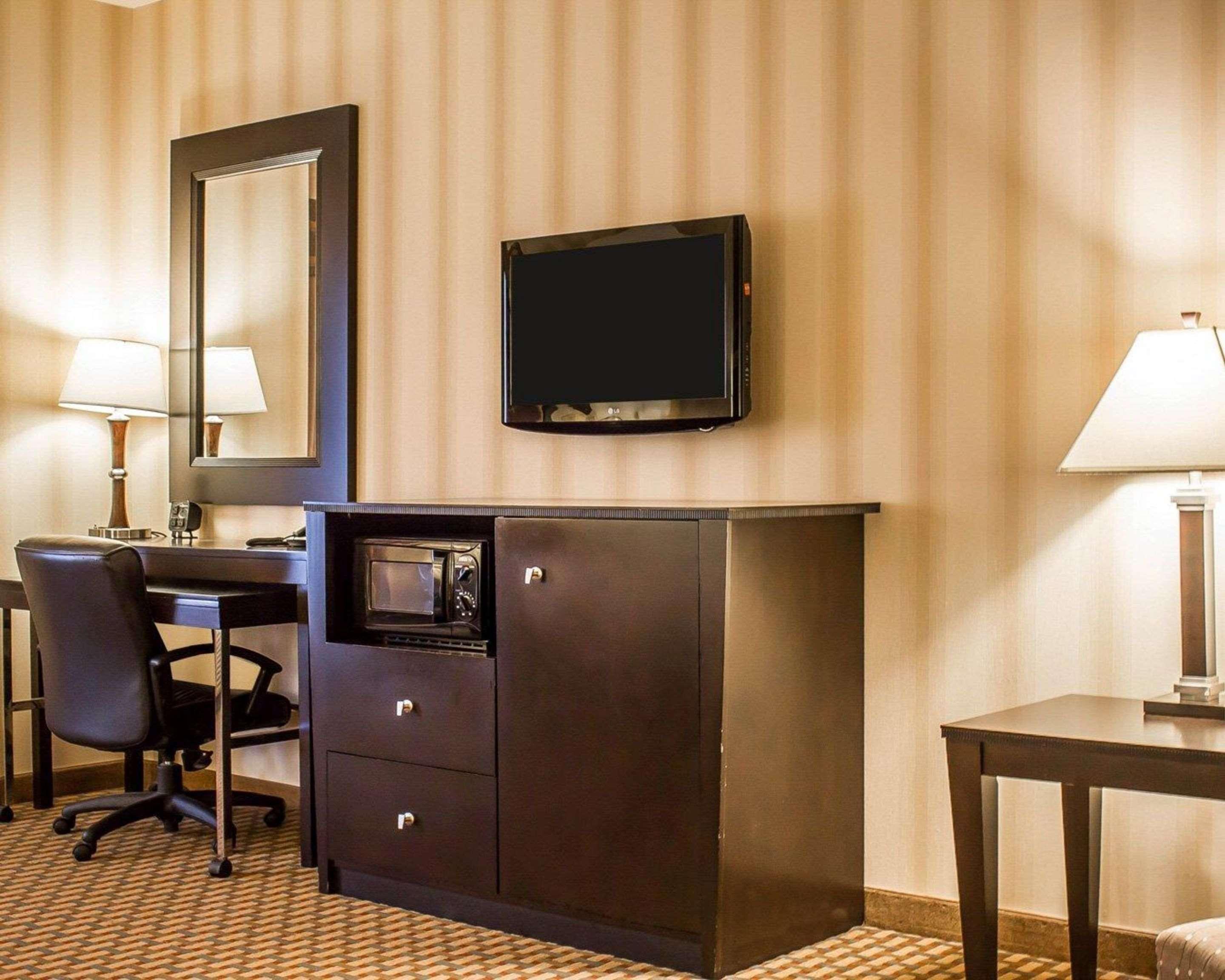 Comfort Hotel 3*